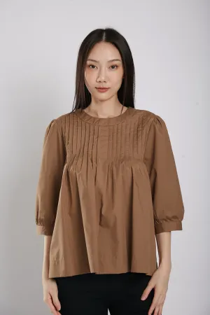 Brienne Blouse in Golden Brown