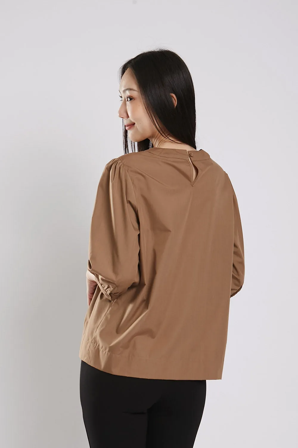 Brienne Blouse in Golden Brown