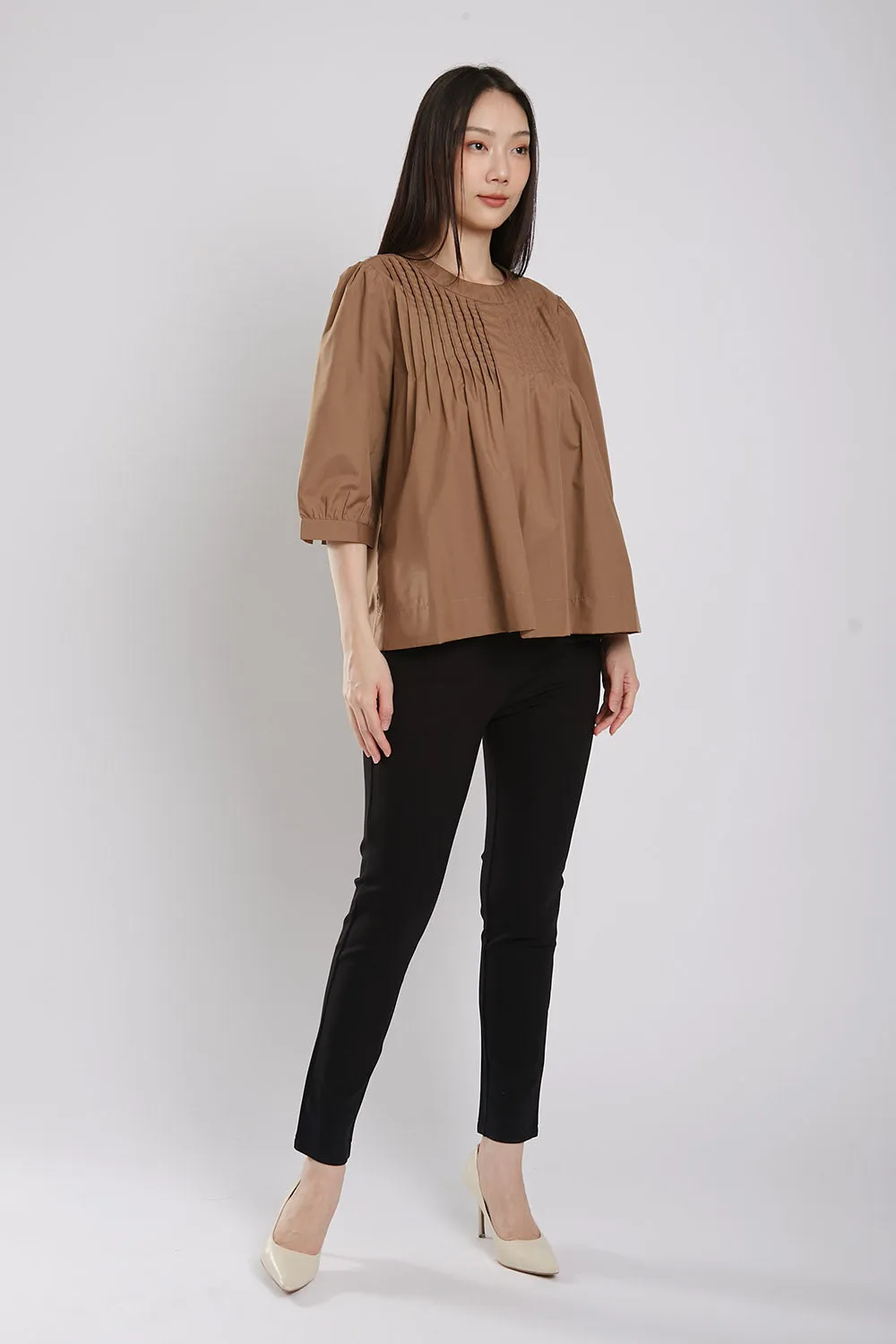 Brienne Blouse in Golden Brown