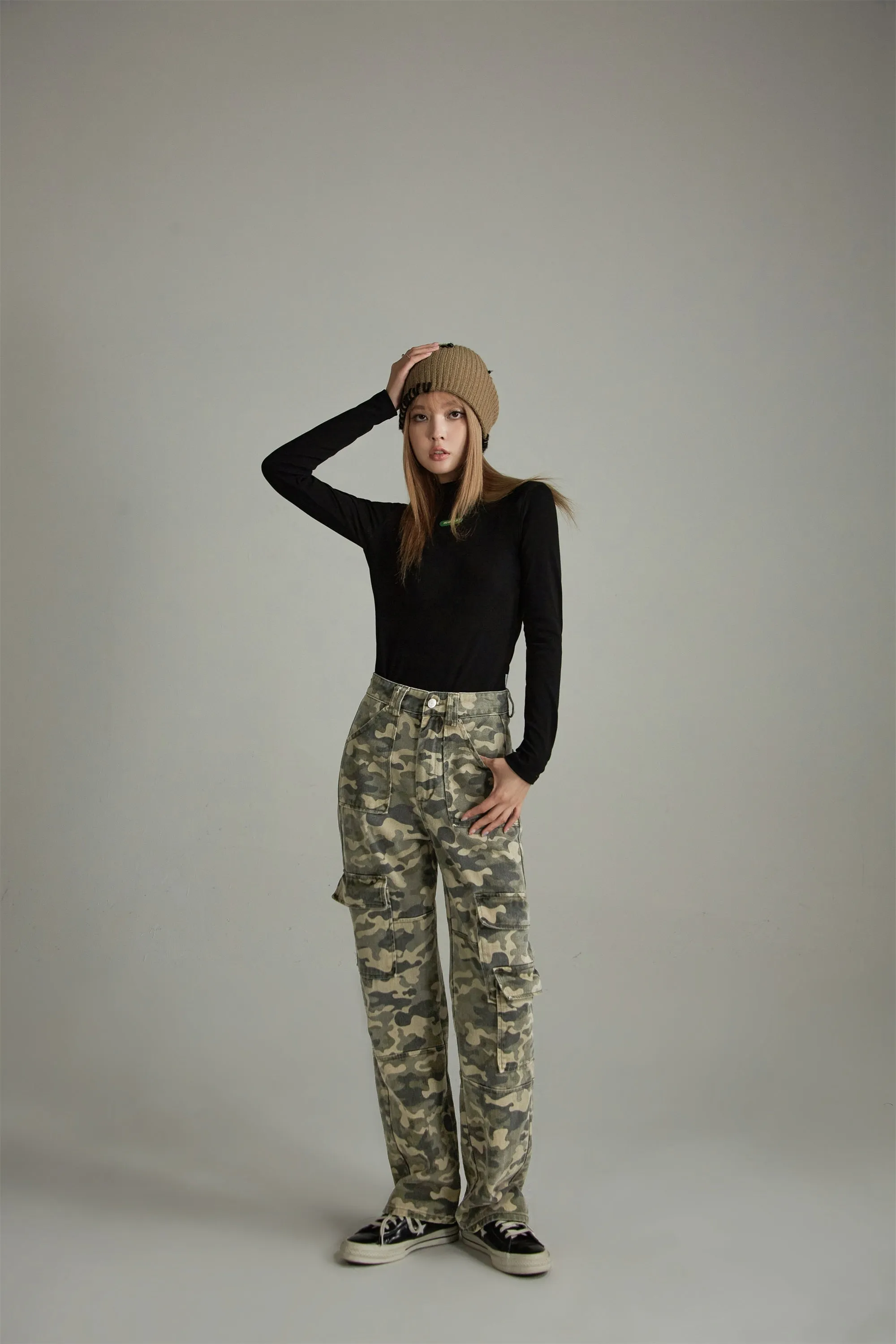 Camouflage Print Casual Pants