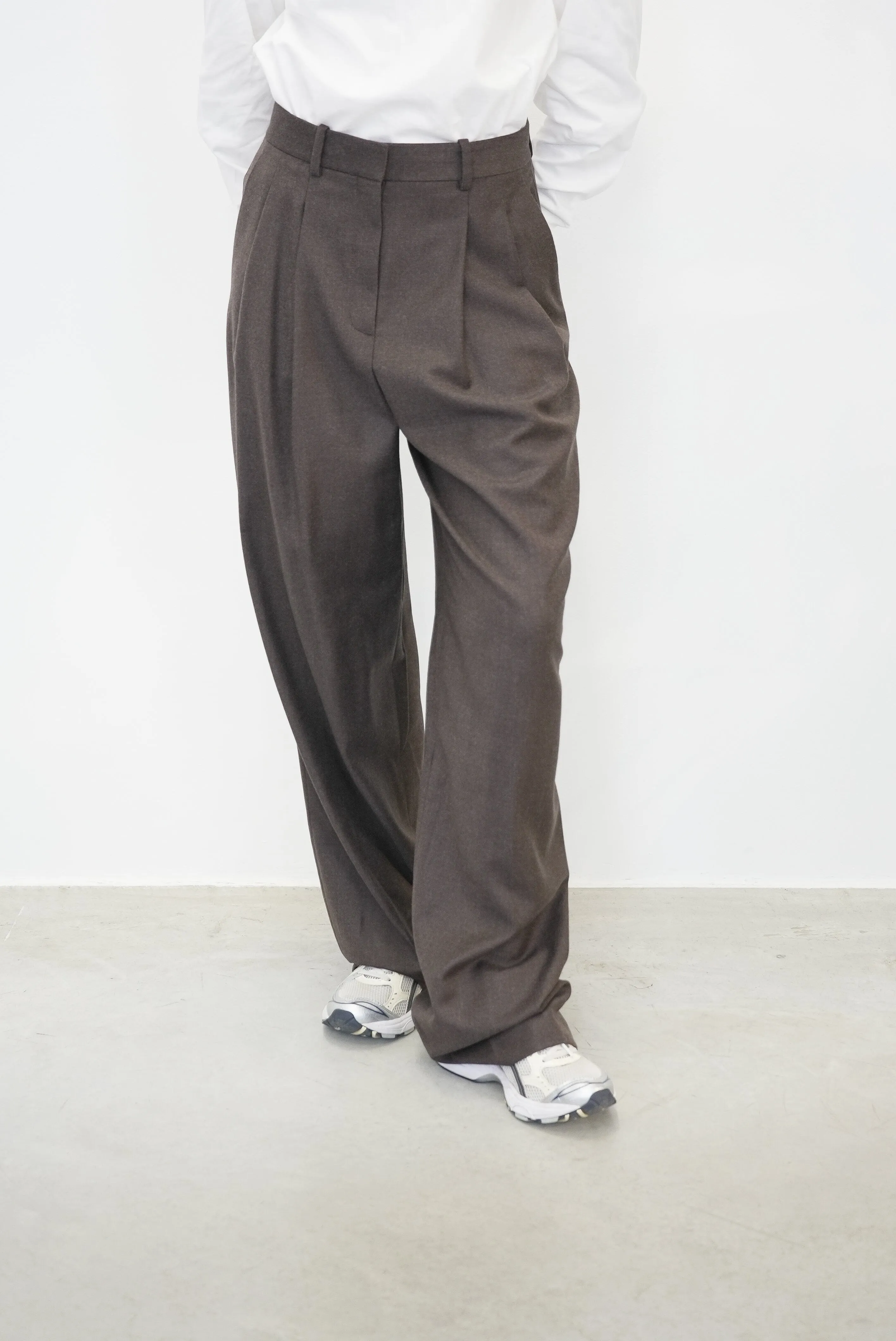 DOUBLE PLEAT PANT  SLEEK FLANNEL