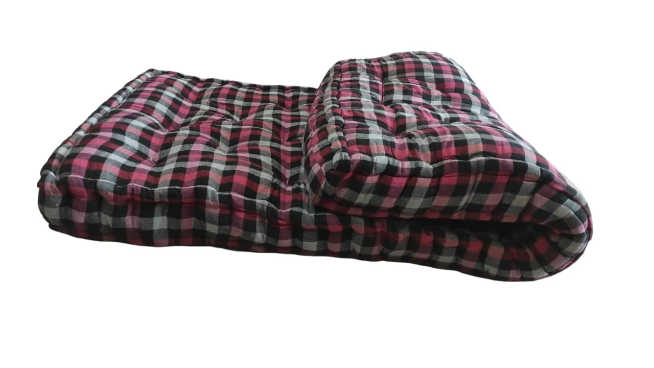 Gadde.Com Thick Soft Quilt Mattress with Foldable Frame, 5 Inches, Double Bed Size, Multicoloured Cotton and Gingham Plaid (72X30X5 Inches or 2.5X6 ft)