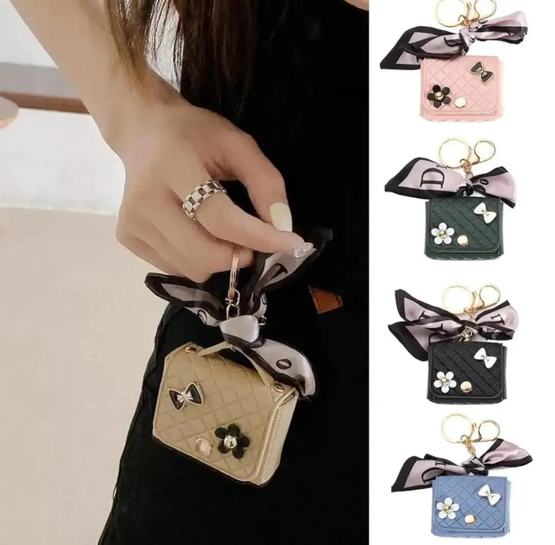 LUXE MINI KEYCHAIN BAG