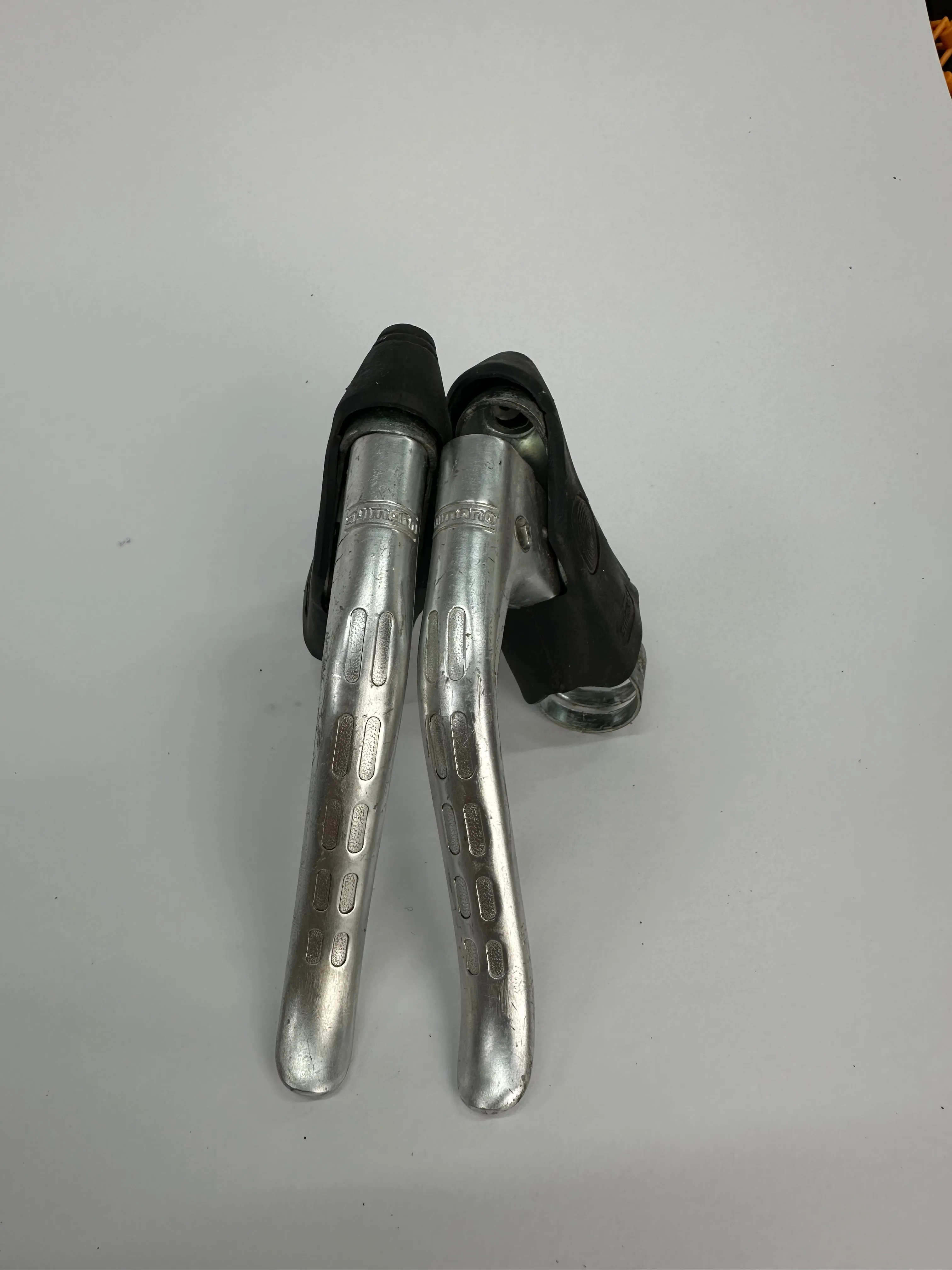 Shimano brake levers non-aero