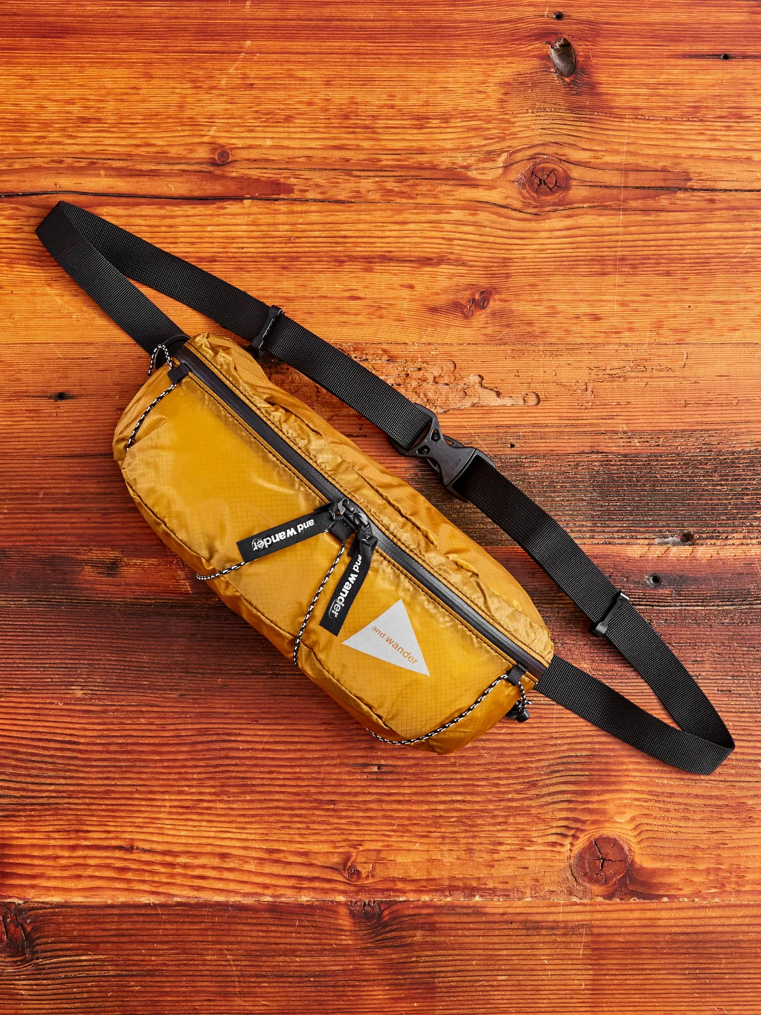 Sil Waist Bag in Yellow