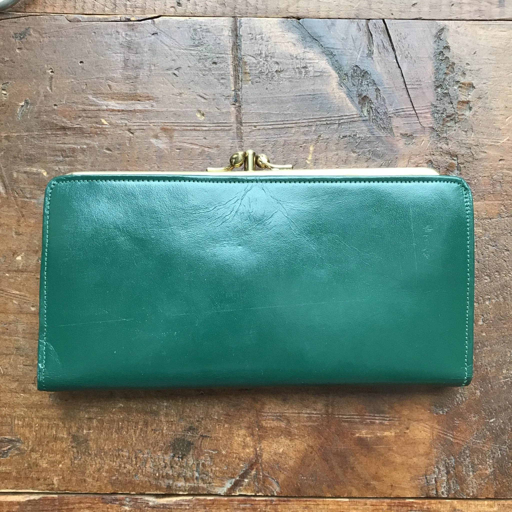 Vintage Leather Clutch / Wallet from Saks Fifth Avenue with built in Timer. Forest Green Leather.