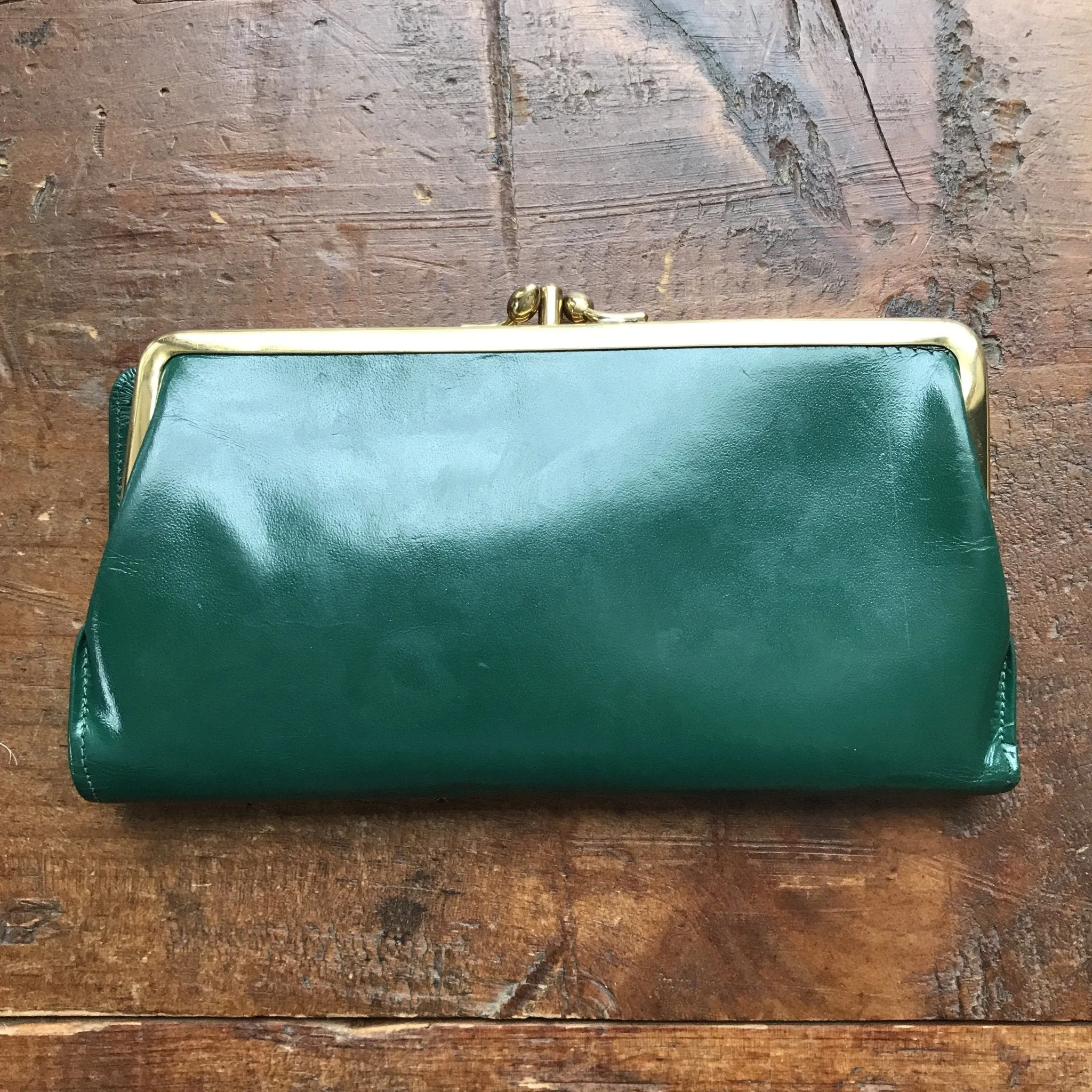 Vintage Leather Clutch / Wallet from Saks Fifth Avenue with built in Timer. Forest Green Leather.