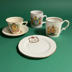 Vintage Queen Elizabeth II Commemorative Ceramic Mugs/Plates, Set of 5